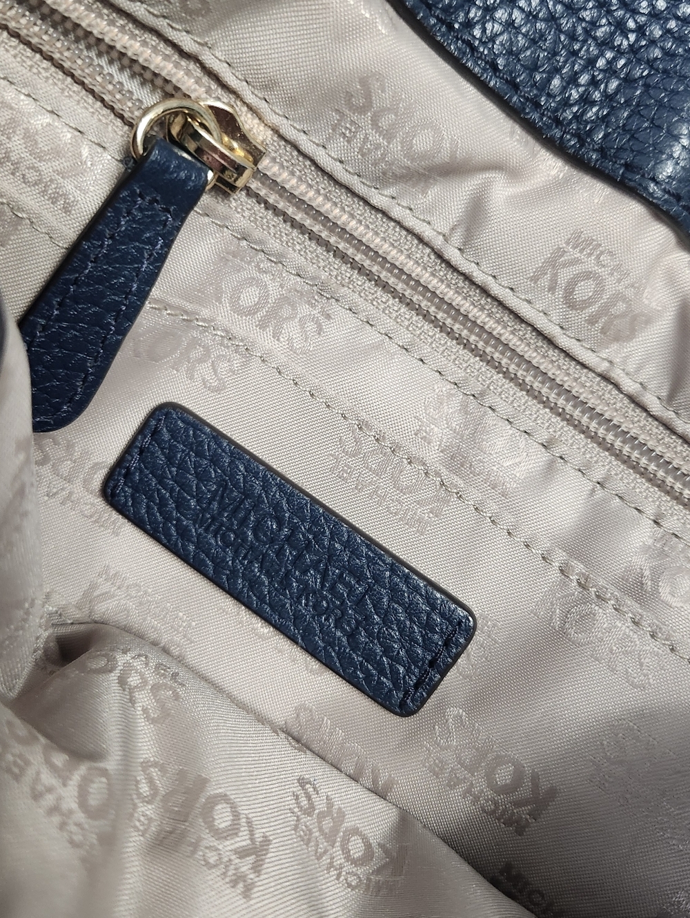 Michael Kors Leather Riley Large Studded Pebbled Backpack - Picture 6 of 15